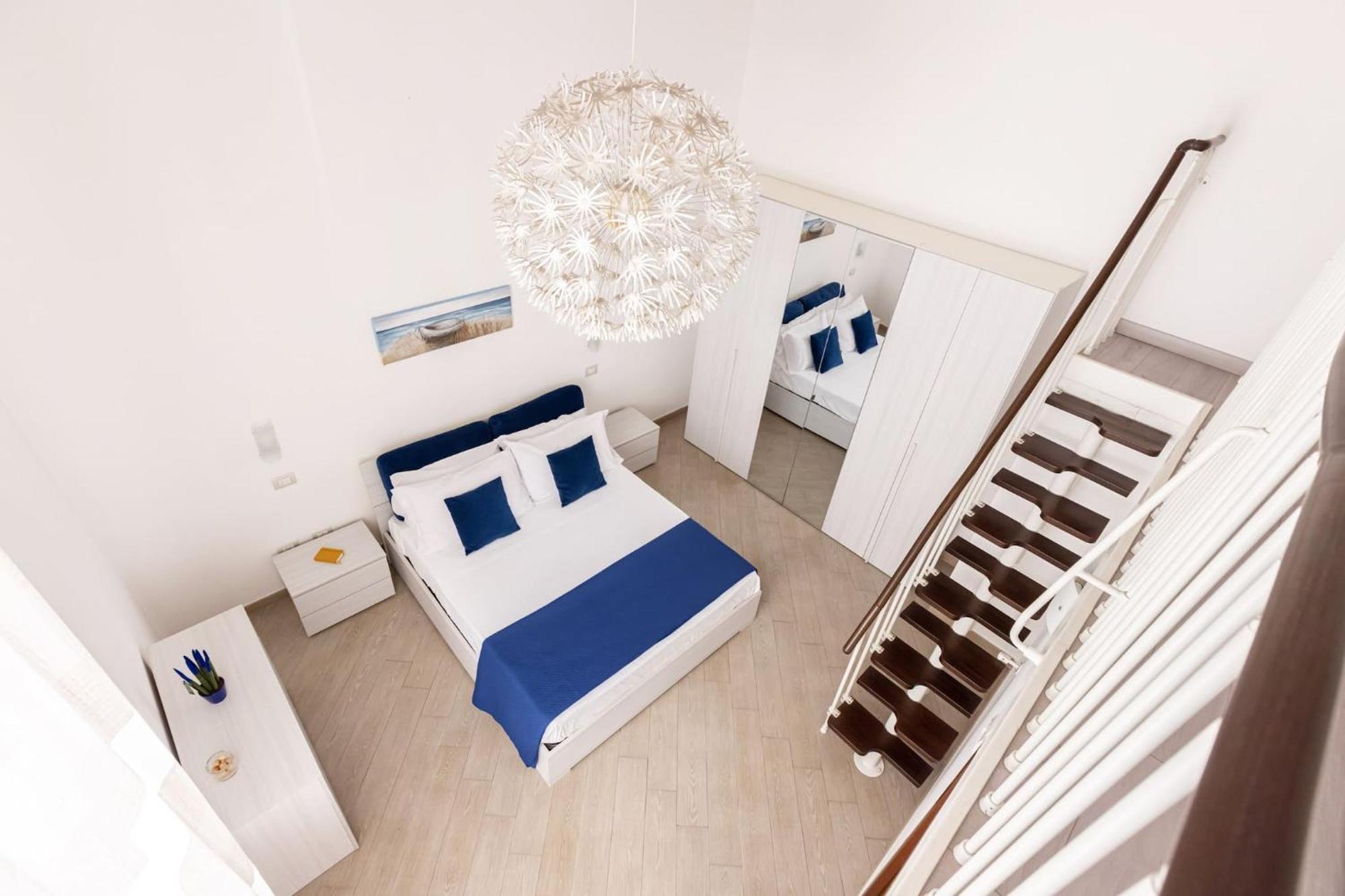 Cosy House Under The Arches In Old Town Apartment *